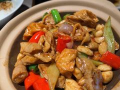 鱼腐啫肥肠-留半山·香港食堂(啦啦宝都店)