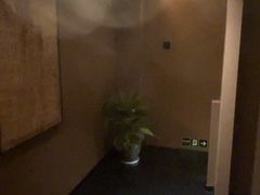 -泰·菩提树下[泰式按摩x精油SPAx肩颈头疗](新景店)
