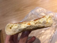 奶油芝士多面包-巴黎贝甜(宜山路店)