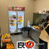 步行街旁的叹叹蔬果汁,好叹~