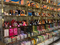 -VENCHI 闻绮(北京国贸商城店)