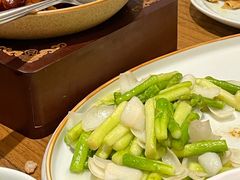 鲜百合炒芦笋-一轩饺子馆(丽都店)
