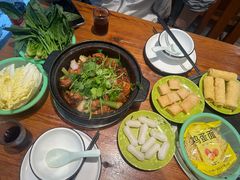 -重庆鸡公煲·青锅花椒鱼(牡丹江路店)