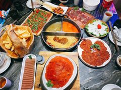 -热火朝天鲜切牛肉火锅(南强街巷店)