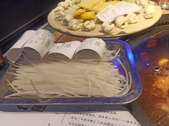 -山河屯铁锅炖(哈西站店)