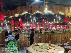 大堂-老滇山寨•云南特色菜•地方菜•民族风情歌舞表演(金碧店)