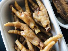 -绝味鸭脖(曼哈顿广场店)