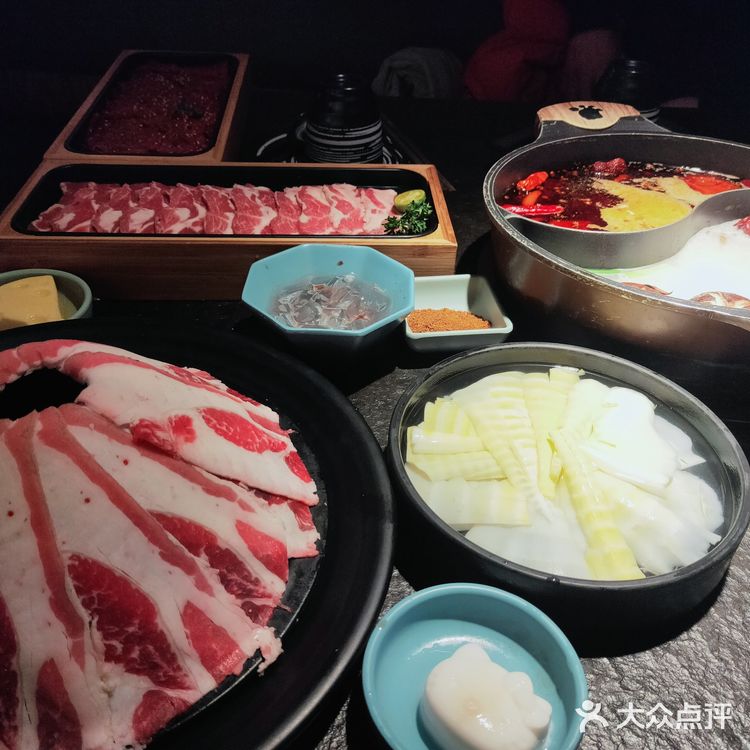 看到这个熊猫来了的火锅店，就决定来尝尝这家