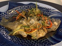 -拉威海鲜市场