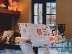 -Fridi Patisserie Cafe