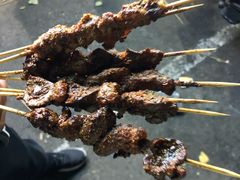 -劳动公园新疆人烤腰子