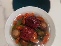 -三江源美食城