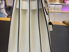 -爱革·奢品·鞋包·衣物·家居(金桥国际商业广场店)