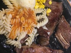 -豪客来牛排(中央花苑店)