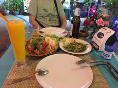 -Pakwan Restaurant & Bar