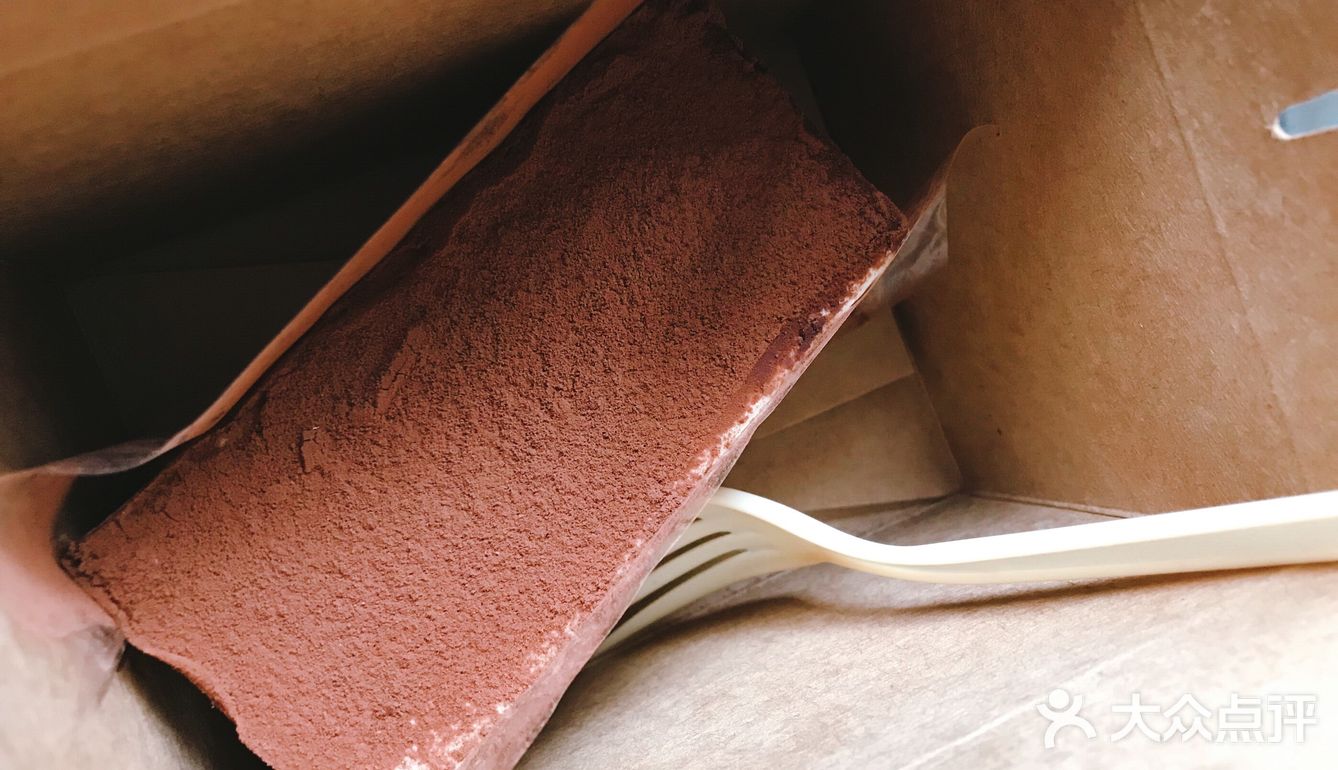 终于在雨停的次日 去了店里补货