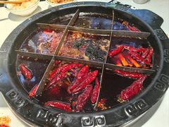 -卤校长老火锅(杨家坪直营店)