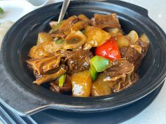 萝卜炖牛腩-煲王粤菜餐厅(中侨中心店)