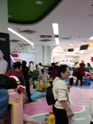 -孩子王童乐园(武汉永旺店)
