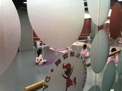 -舞霖精灵国际舞蹈教育中心(华创生活广场店)