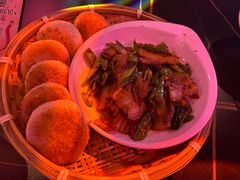 -粉墨特色菜·烧烤音乐酒馆