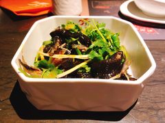无骨鸡爪-虾胡闹·澳洲小龙虾·烧烤(福田鲨鱼店)