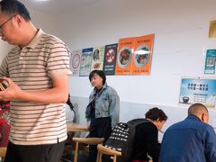 大堂-啊墨江牛烂烀米线