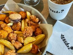 -J Create城市露营咖啡·简餐·宠物(上海动物园店)