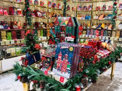 -VENCHI 闻绮(北京国贸商城店)