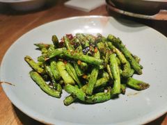 -蜜桃餐厅·伴山(湖滨商业街店)