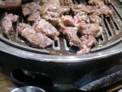 -汉城烤肉·黑金冠(华山路店)