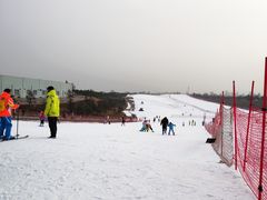 -华彬猛犸滑雪场