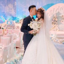 点击看大图 -GRACE KELLY婚纱与礼服(北京店)