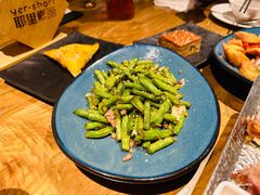 -耶里夏丽新疆餐厅(百联中环购物广场店)