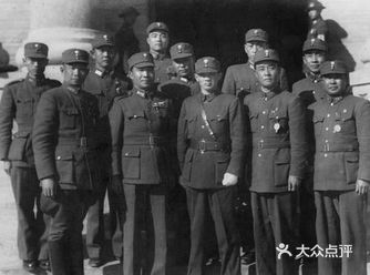 国军的抗日骁将  小诸葛——白崇禧 中原王——汤恩伯