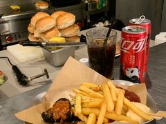 -shark burger·鲨鱼汉堡(交子大道店)