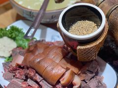 带皮驴肉-乔家小院•非遗驴肉•青岛菜(滨河路店)