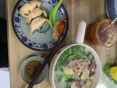 -胡记锅贴·沪上游子老鸭粉丝汤(太原路店)