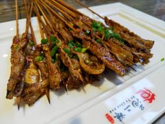 -范二妹独特烧烤夜宵城(宜宾总店)