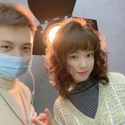 -诗悦发型烫染SALON