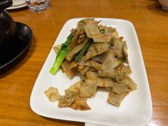 -莲餐厅·湖北菜·潜江小龙虾店(愚园路店)