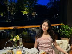-窗外西餐厅(普罗理想国店)