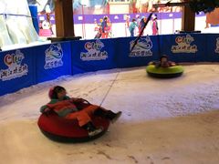 -长沙湘江冰雪世界