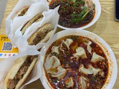 -王菊美食街·王菊面馆(总店)