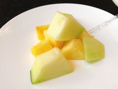 -鱼鲜饭香·招牌汽锅剁椒鱼头王