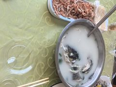 -雪湖煜辰鱼头老店(雪野湖店)