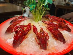 镇店之宝秘制冰镇龙虾-乔街深夜食堂·小龙虾·高压锅生蚝(杭州总店)