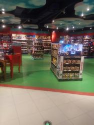 -Hamleys哈姆雷斯(三胞店)