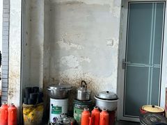 -两棵树馄饨店(渔梁住保小区店)