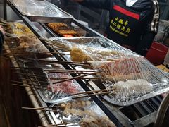 -小魏哥果仁烤面筋